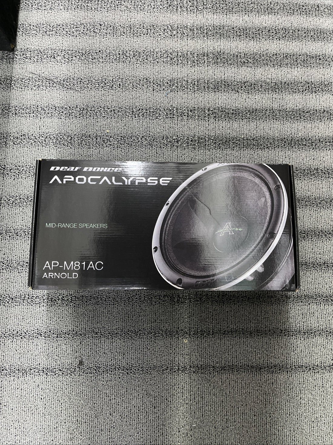 420045